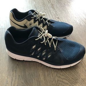 Nike Vomero 9 Running Sneaker Blue White